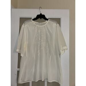 Nancy Crystal white short sleeved embroidered blouse vintage unique 20